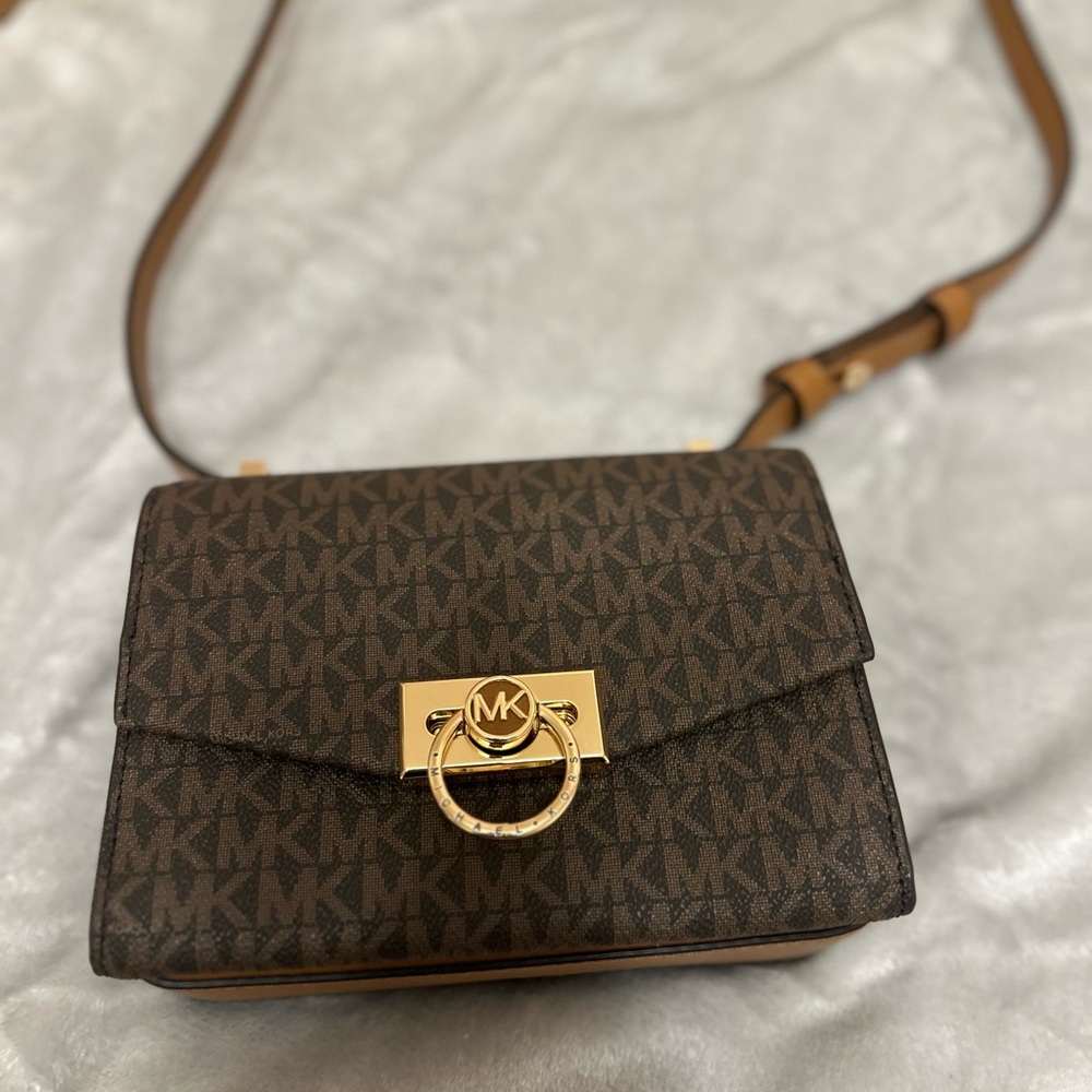 Michael Kors crossbody bag